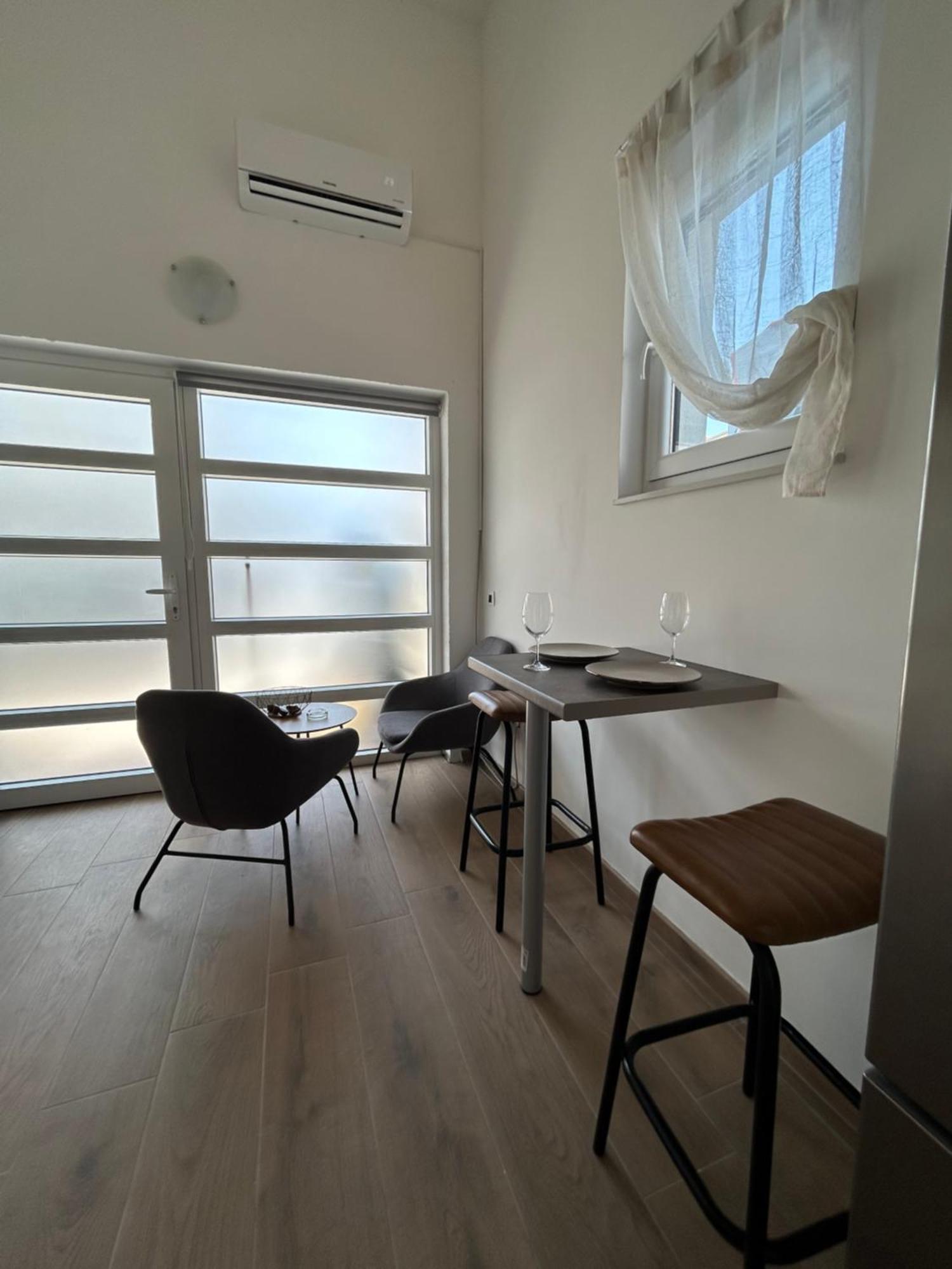 Harmony Suites Bol Exterior foto